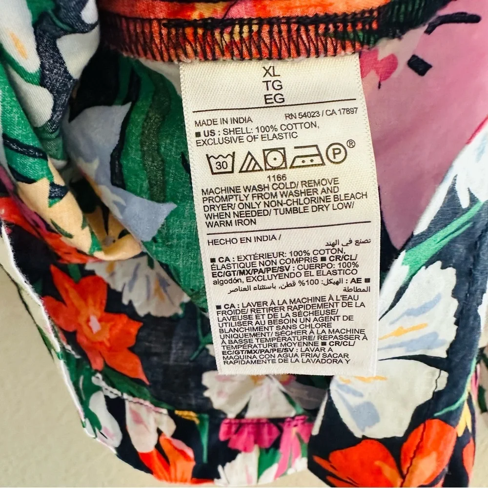 Old Navy Size XL Trapeze Blouse Top Floral Puff Short Sleeve Wide Neck Bohemian
